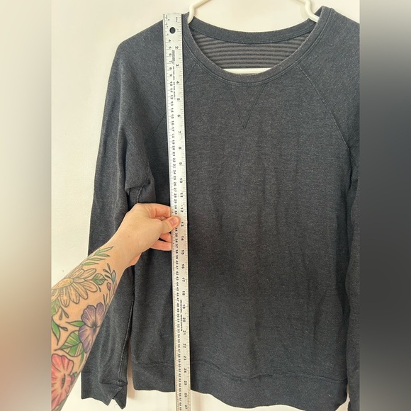 Lululemon Dark Navy Long Sleeve - Picture 2 of 5